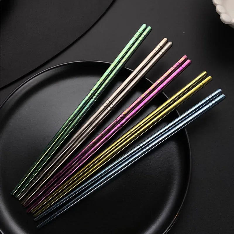5 Pcs 23cm Pure Titanium Chopsticks 5 Color Heat Insulation Luxury Family Tableware Set For Home Resturant Hollow Chopsticks